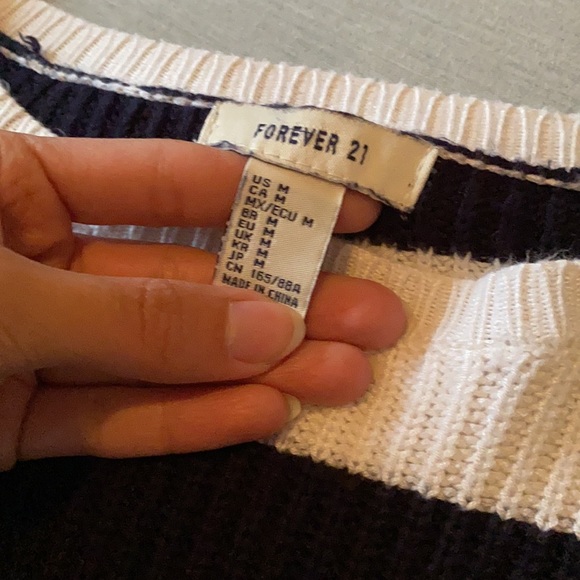 Slouchy HM knit sweater - Picture 2 of 2